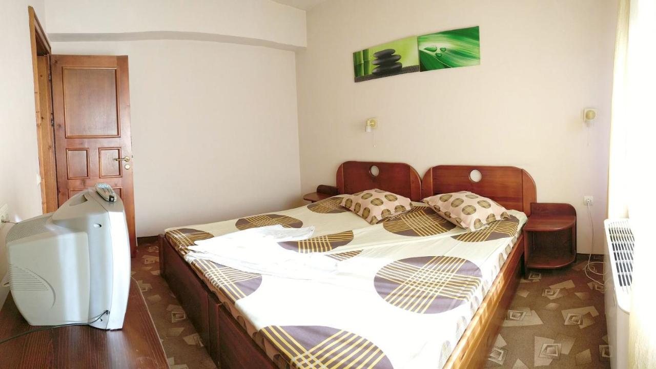 Family Hotel IV Velingrado Habitación foto