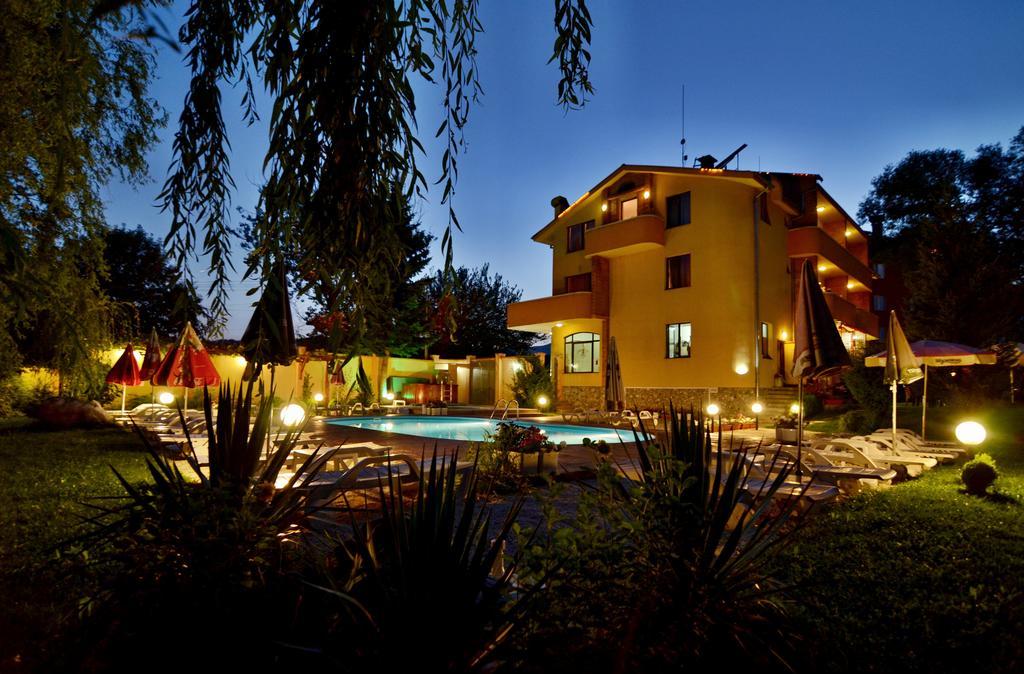 Family Hotel IV Velingrado Exterior foto