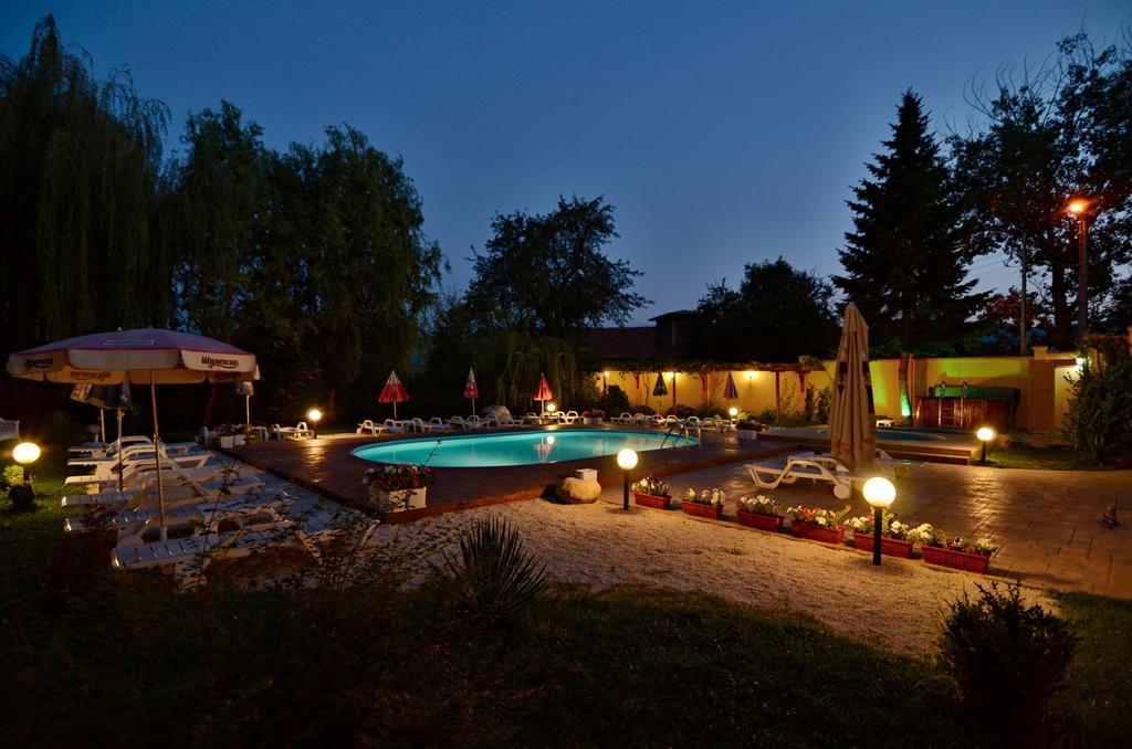 Family Hotel IV Velingrado Exterior foto