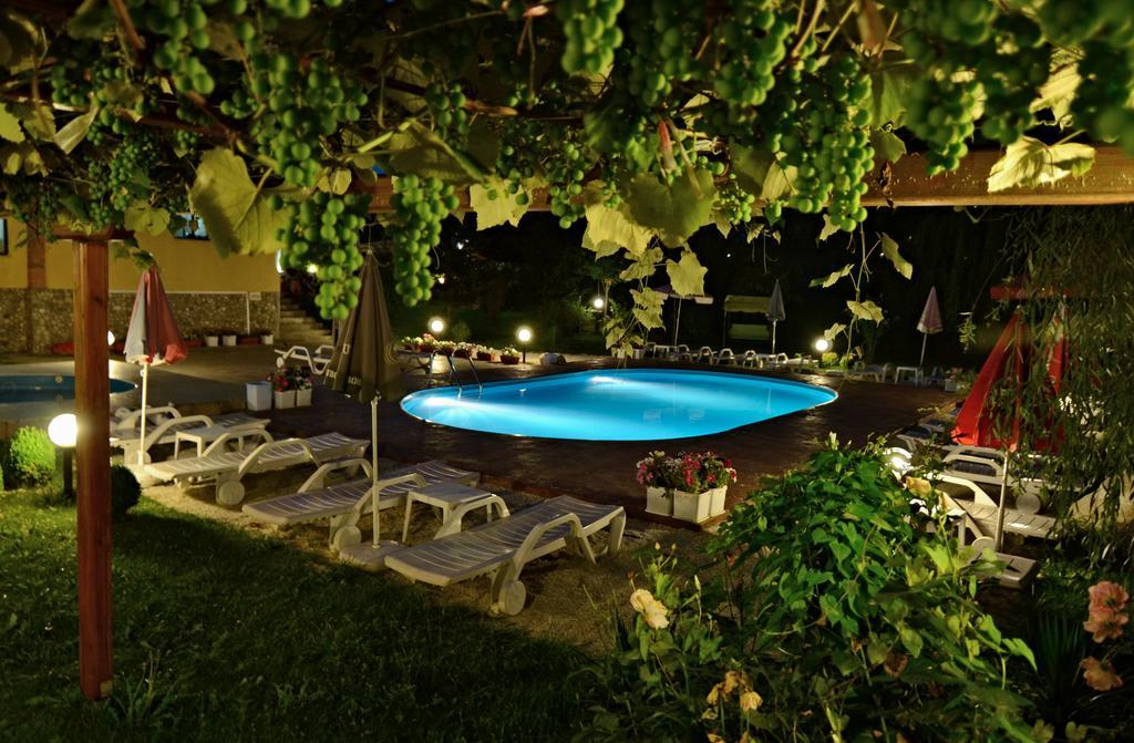 Family Hotel IV Velingrado Exterior foto